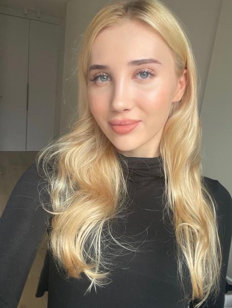 Model Photo Placeholder